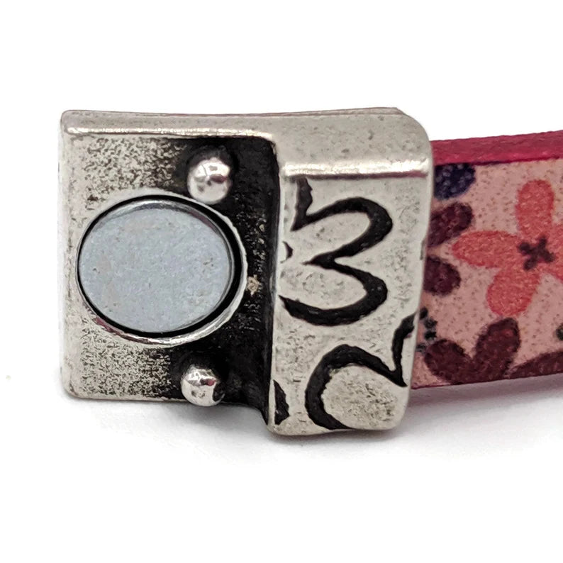Flower Printed Leather Bracelet with Flower Magnetic Clasp