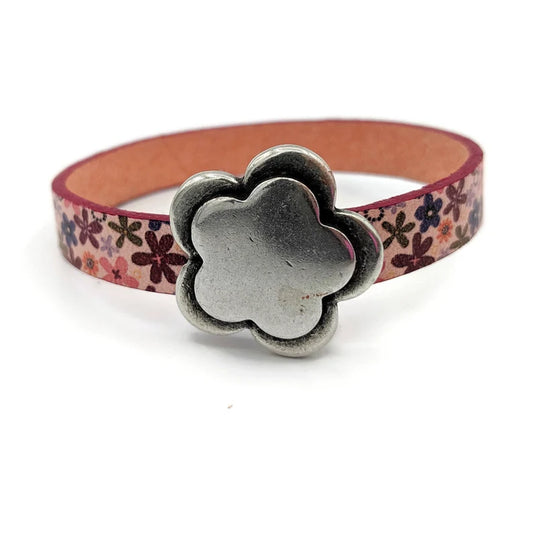 Daisy/Flower Leather Bracelet