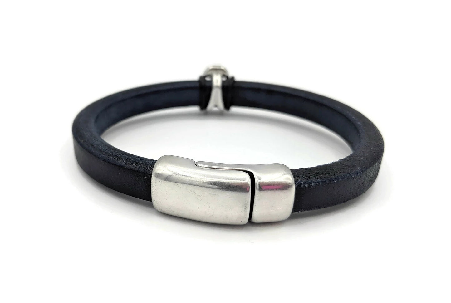 Dark Blue Licorice Leather Magnetic Bracelet